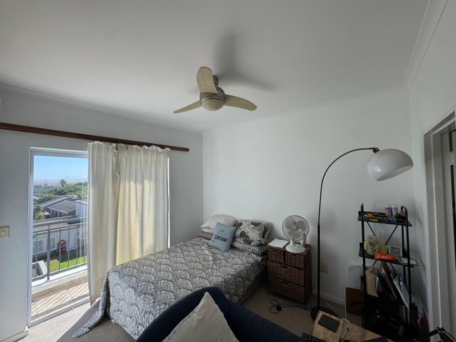 To Let 2 Bedroom Property for Rent in Royal Ascot Western Cape